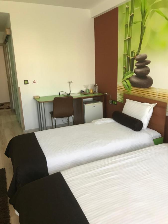 Hotel Gabrisa Razgrad 外观 照片