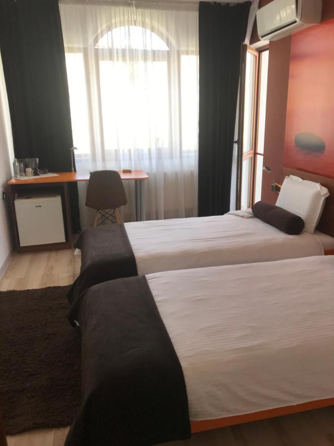 Hotel Gabrisa Razgrad 外观 照片